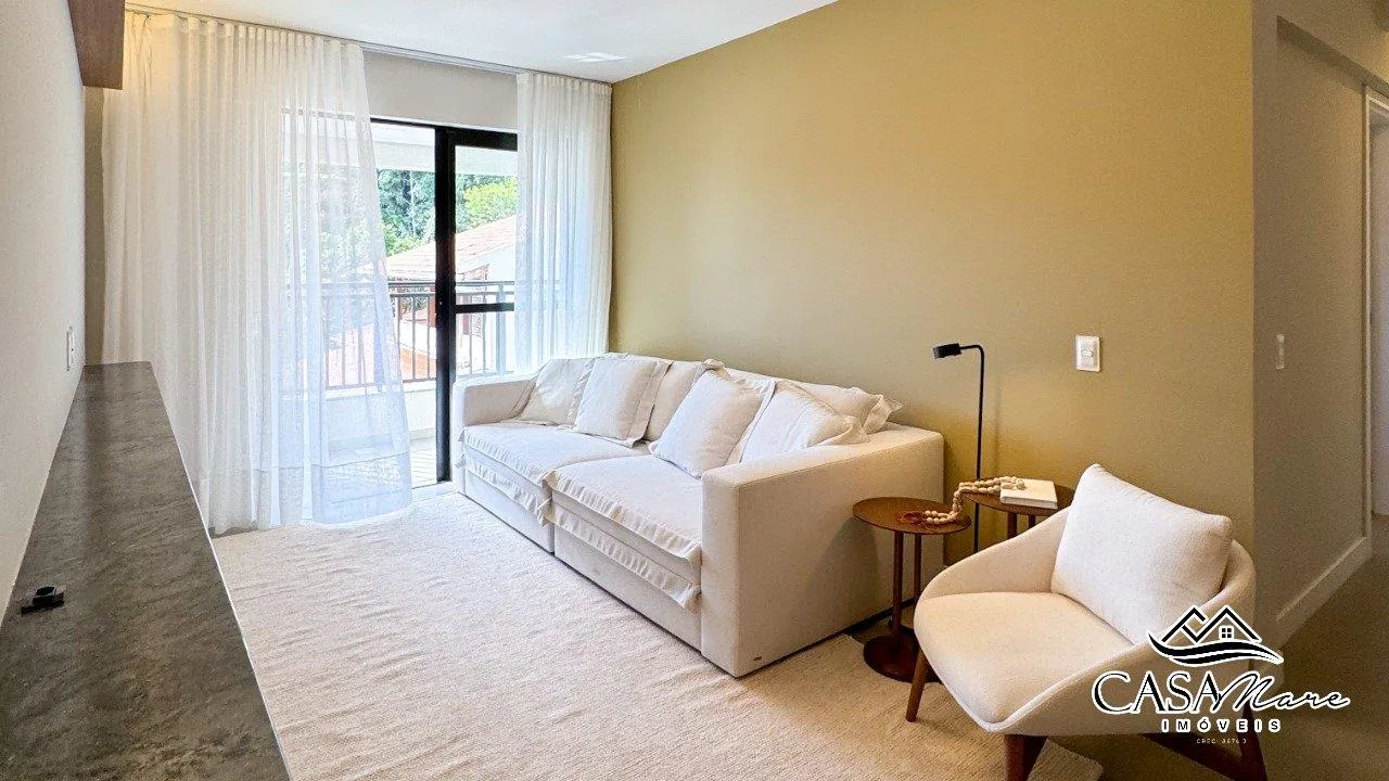 Apartamento mobiliado 3 quartos no Saco Grande